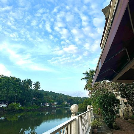 Hotel Riverside 바가 외부 사진